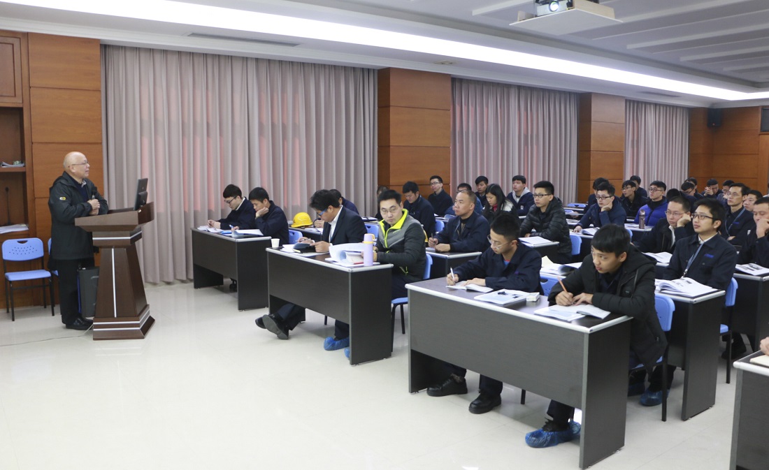 ��֪����̽���°��׼  ���������ƽ�ϵͳת�� --��չ ISO 14001��2015 ����������ϵͳת����ѵ