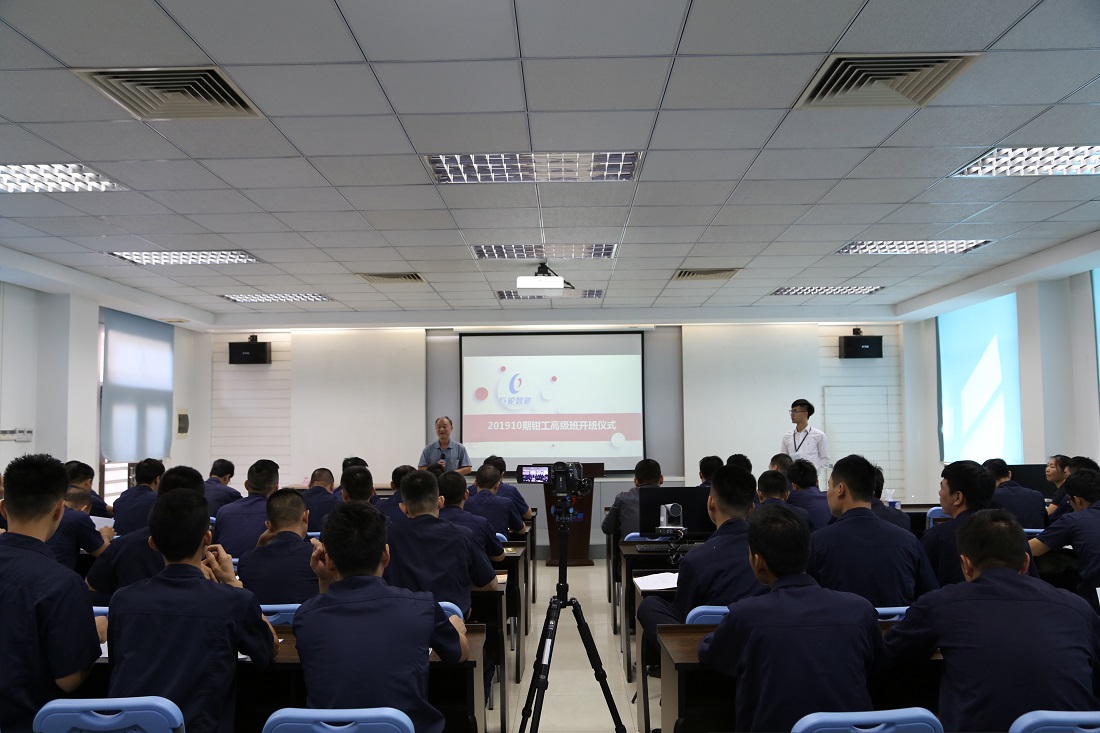 ׯ����Ϸ���������߼�ǯ����ѵ����